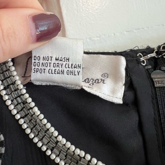 Laurence Kazar Vintage Silk Asymmetrical Beaded Black White Women’s S P Top - Picture 3 of 15